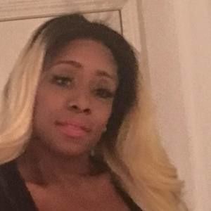 Meet your Posher, Stacie